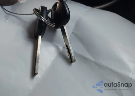 2018 Kia Rio Lx z USA, uszkodzony, nr VIN 3KPA25AB3JE048399